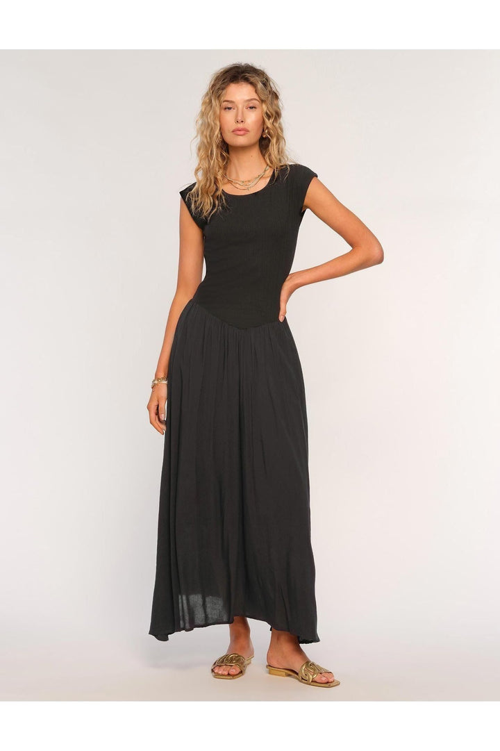 Mora Dress