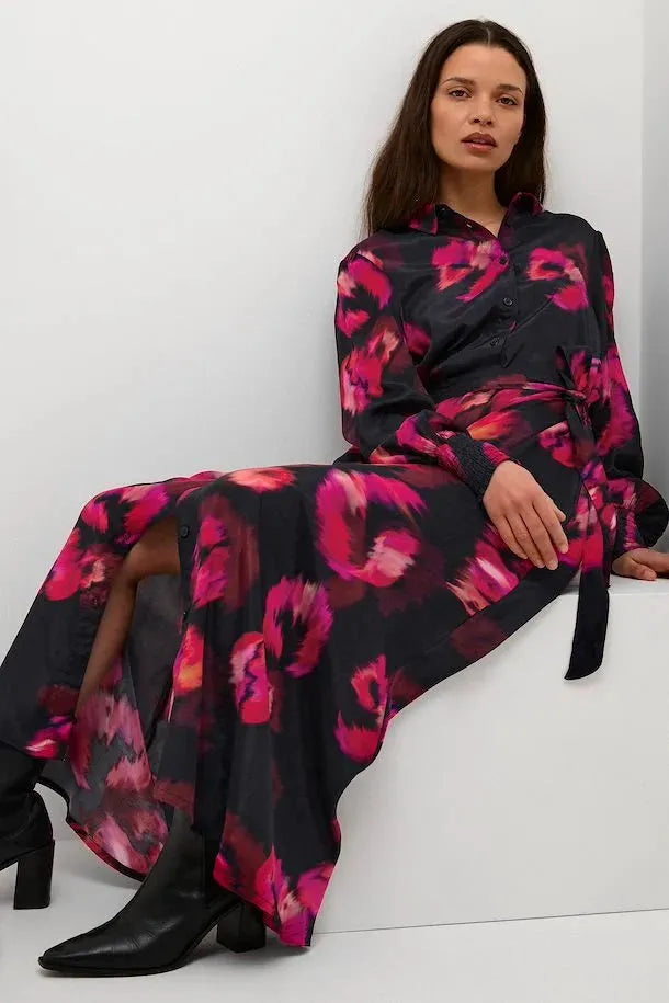 Louisa Short O Line Dress