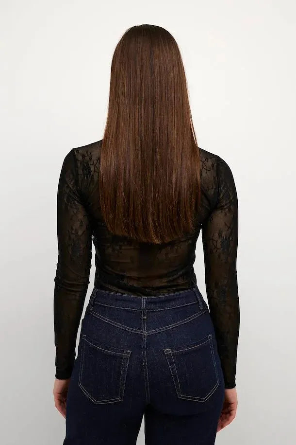 Nikka Long Sleeve Tee