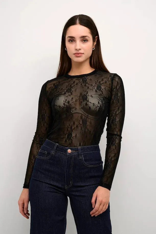 Nikka Long Sleeve Tee