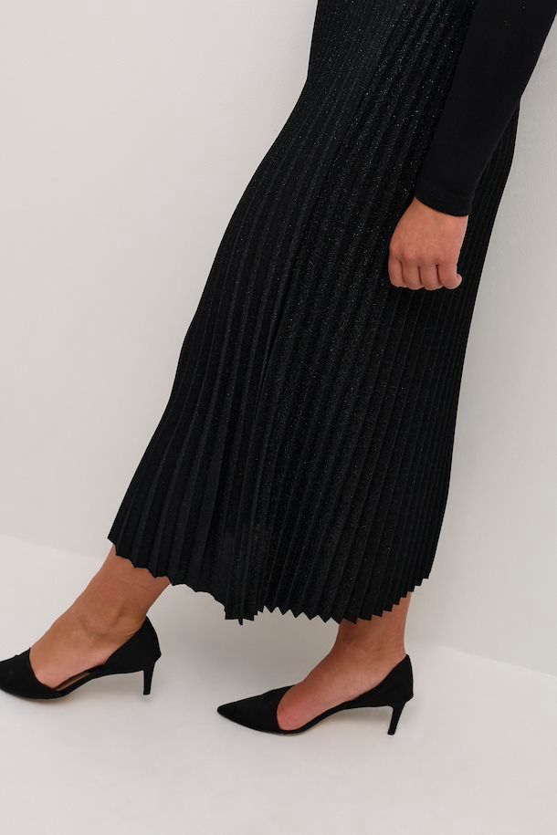 Linda Plisse Skirt